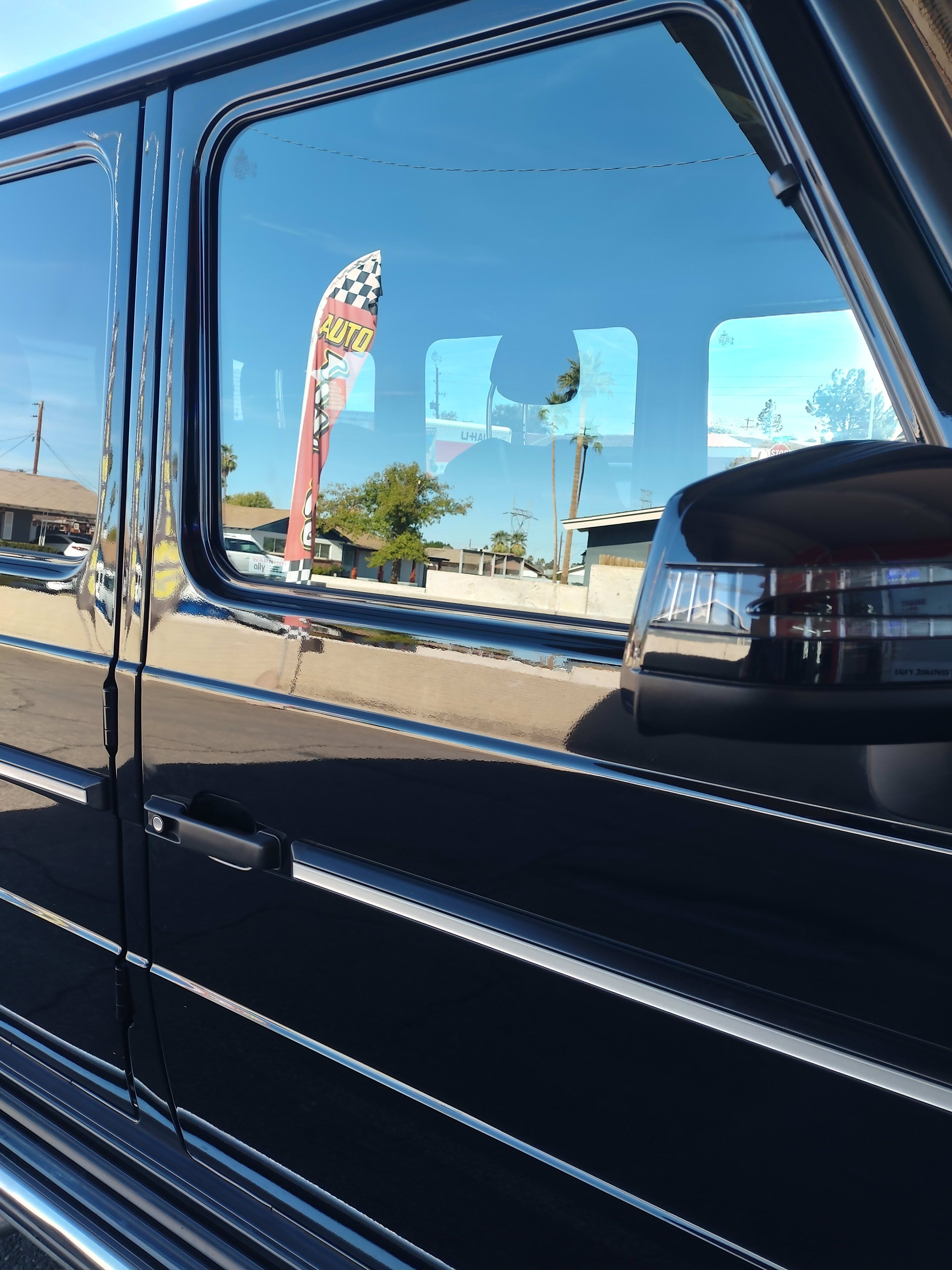 G-Wagon glass, Arizona sky